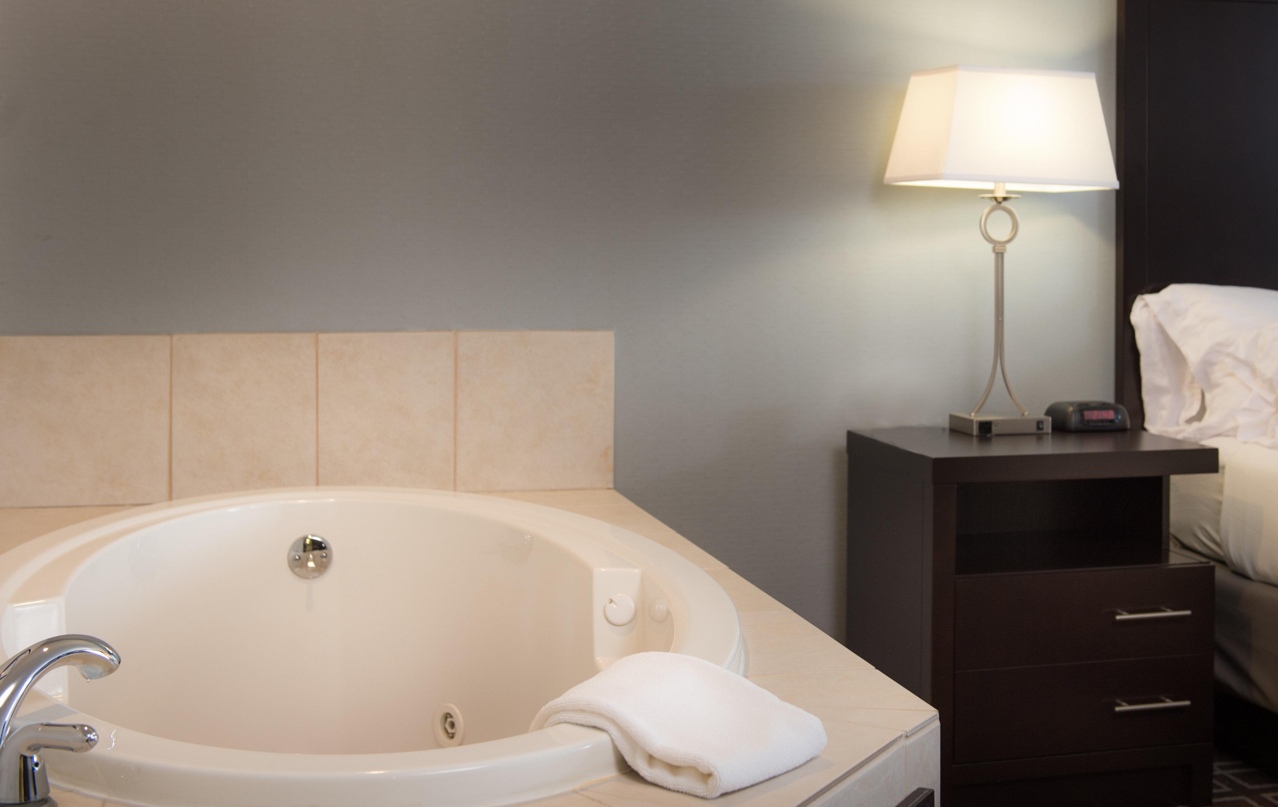 Holiday Inn Express Le Claire Riverfront-Davenport By Ihg Exterior foto