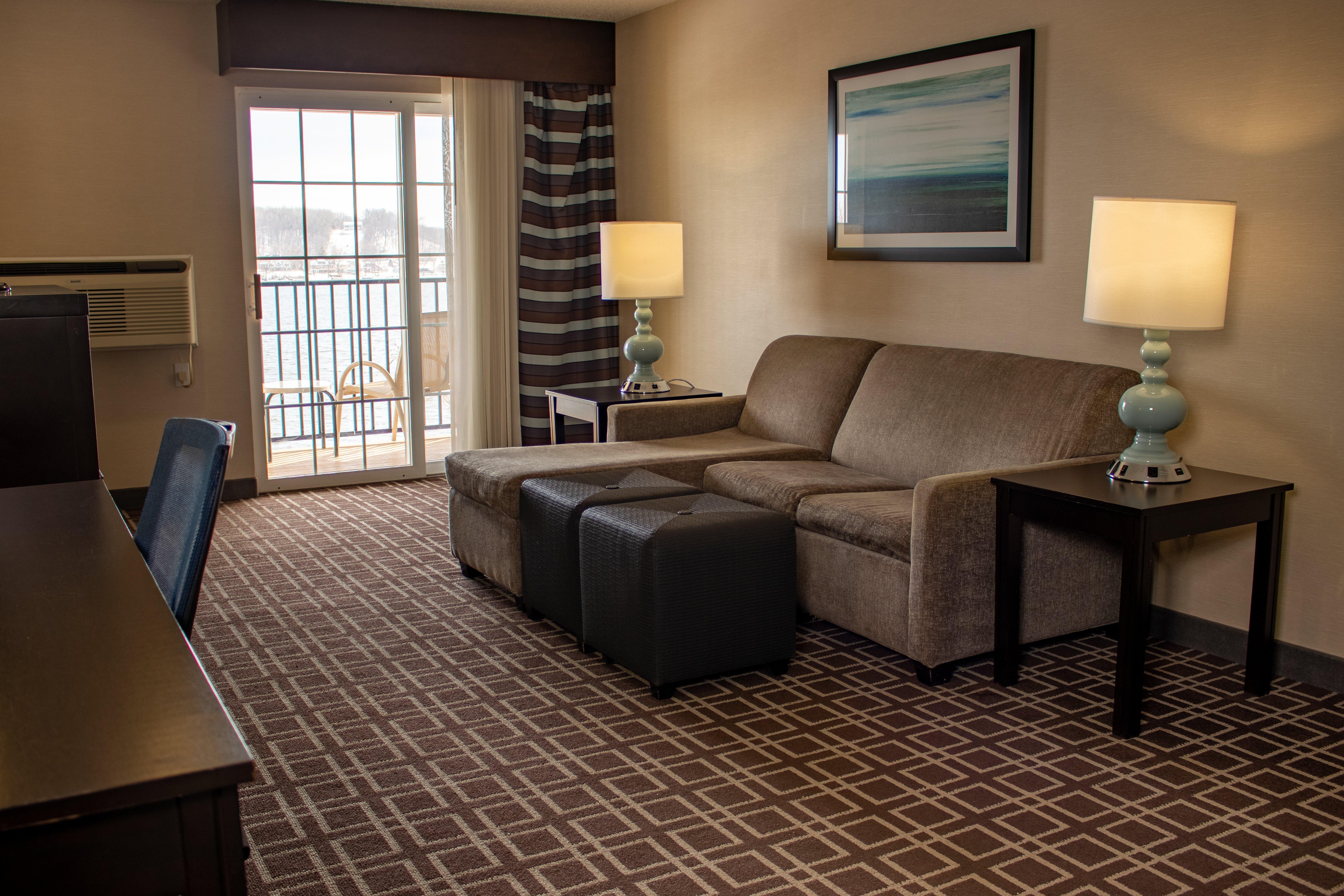 Holiday Inn Express Le Claire Riverfront-Davenport By Ihg Exterior foto