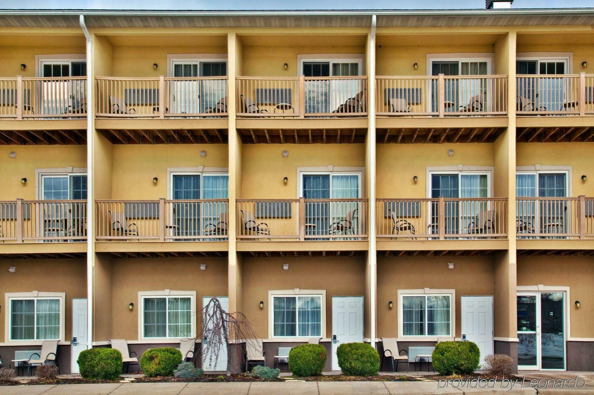 Holiday Inn Express Le Claire Riverfront-Davenport By Ihg Exterior foto
