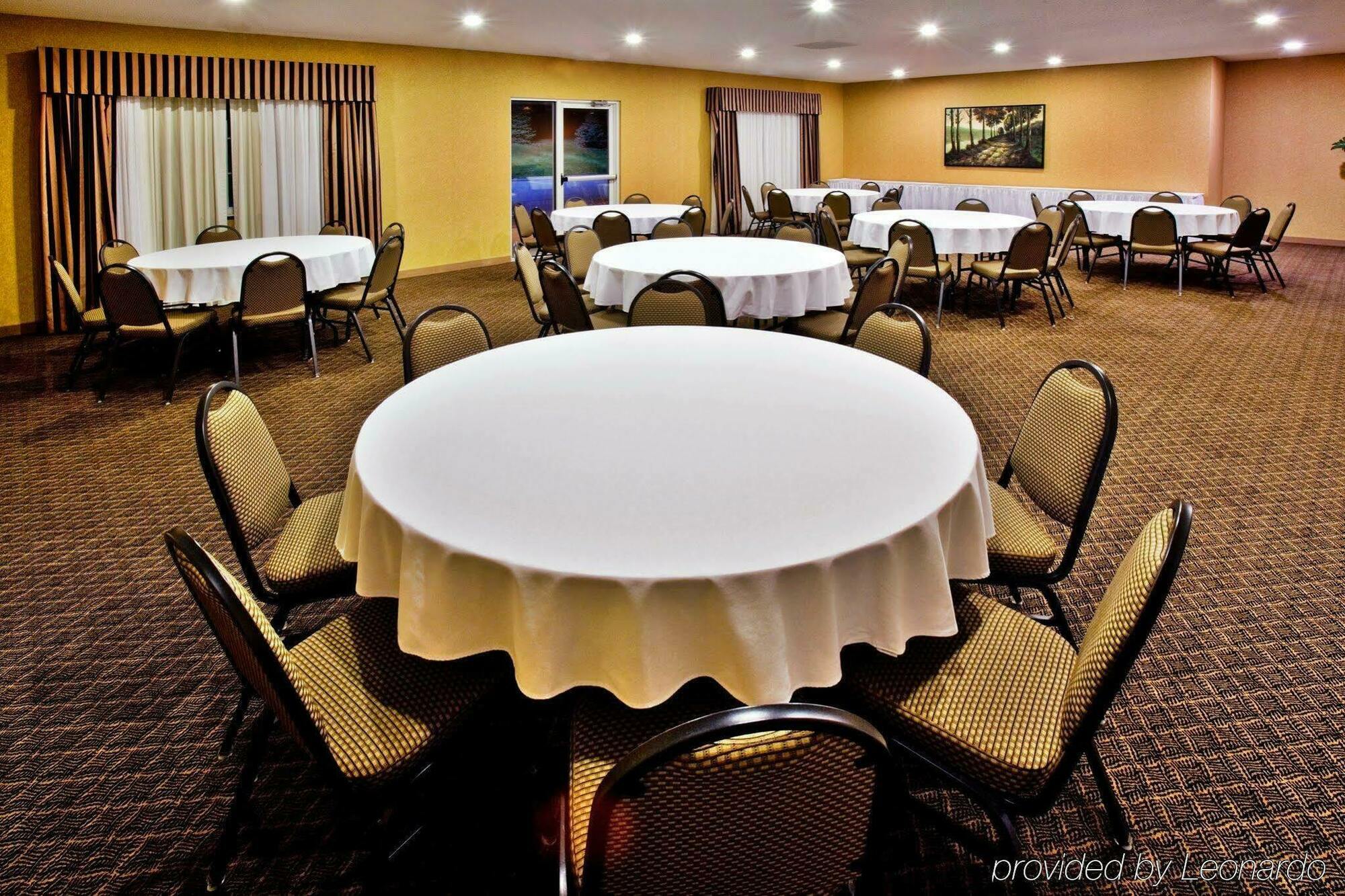 Holiday Inn Express Le Claire Riverfront-Davenport By Ihg Restaurant foto